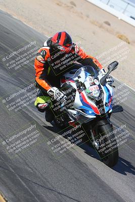 media/Jan-18-2024-Racers Edge (Thu) [[008952c709]]/B Group/Session 2 (Turn 15 Inside)/